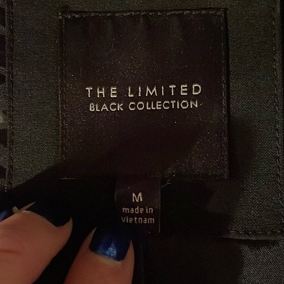 Women’s Blazer - Picture 4 of 6